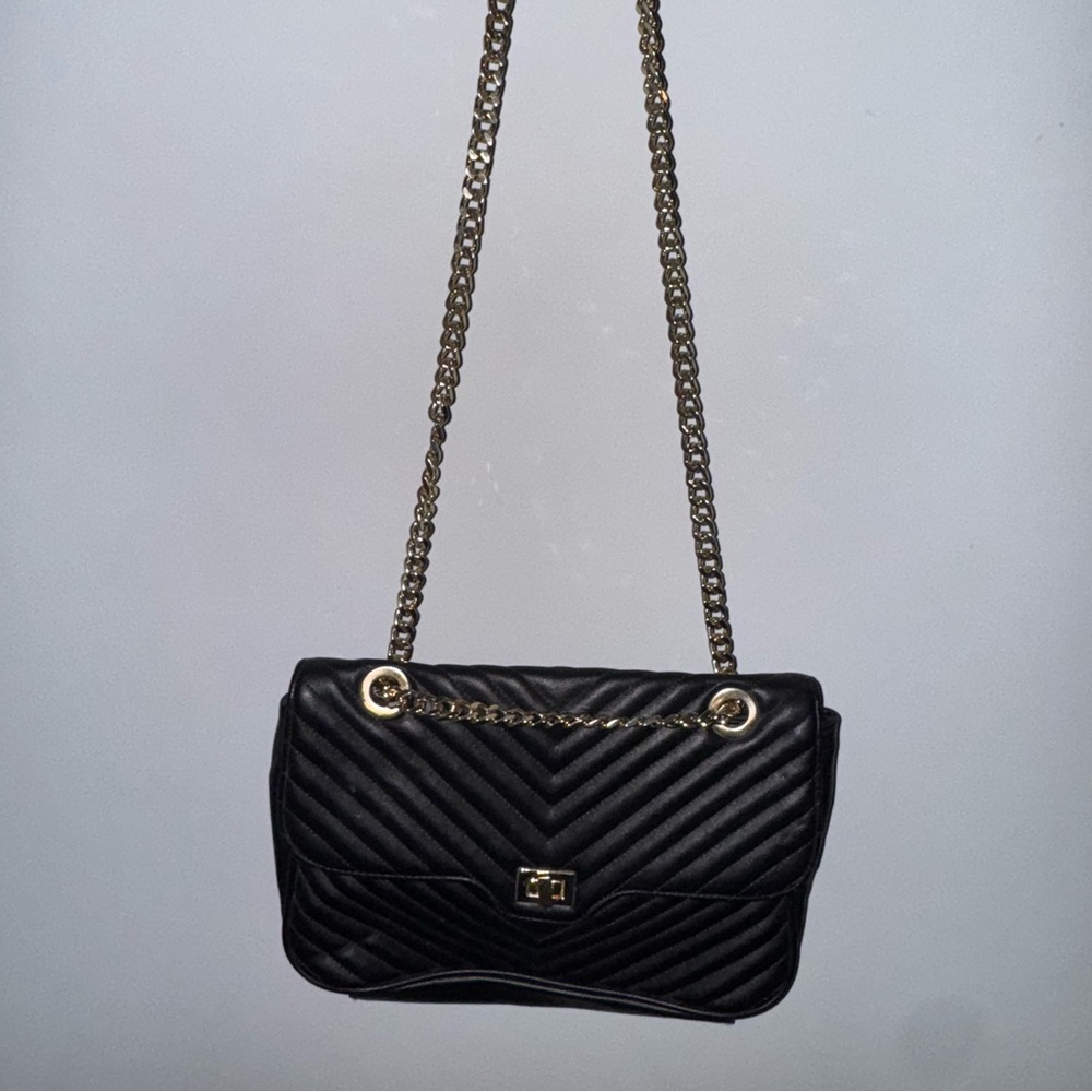 Steve Madden Black Chevron Shoulder Bag